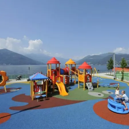 Διαμέρισμα Sleeps 6 Pool Air Con T421376 Maccagno